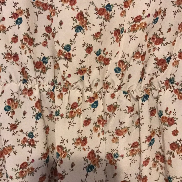 Silk flower dress - Picture 2 of 4